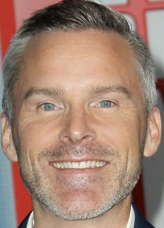Roger Craig Smith
