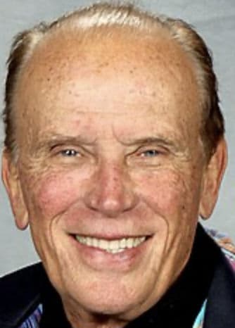 Peter Weller